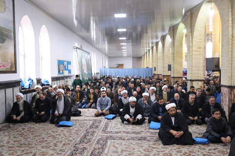 تصاویر/ شرکت آیت الله اعرافی در نماز جمعه بناب