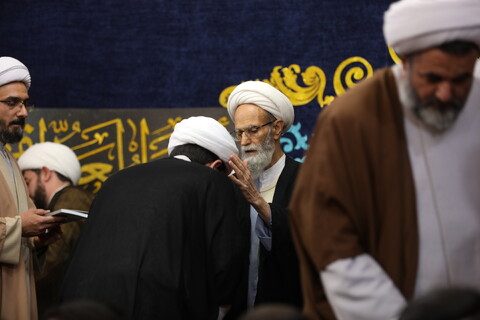 تصاویر/ مراسم عمامه گذاری طلاب حوزه علمیه بناب با حضور آیت الله اعرافی