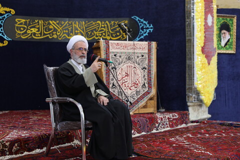 تصاویر/ مراسم عمامه گذاری طلاب حوزه علمیه بناب با حضور آیت الله اعرافی