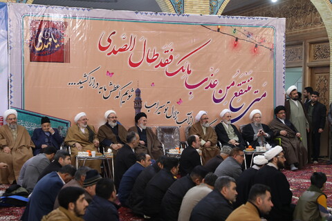 تصاویر/ مراسم عمامه گذاری طلاب حوزه علمیه بناب با حضور آیت الله اعرافی