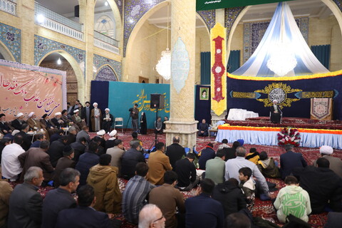 تصاویر/ مراسم عمامه گذاری طلاب حوزه علمیه بناب با حضور آیت الله اعرافی