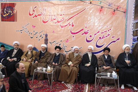 تصاویر/ مراسم عمامه گذاری طلاب حوزه علمیه بناب با حضور آیت الله اعرافی