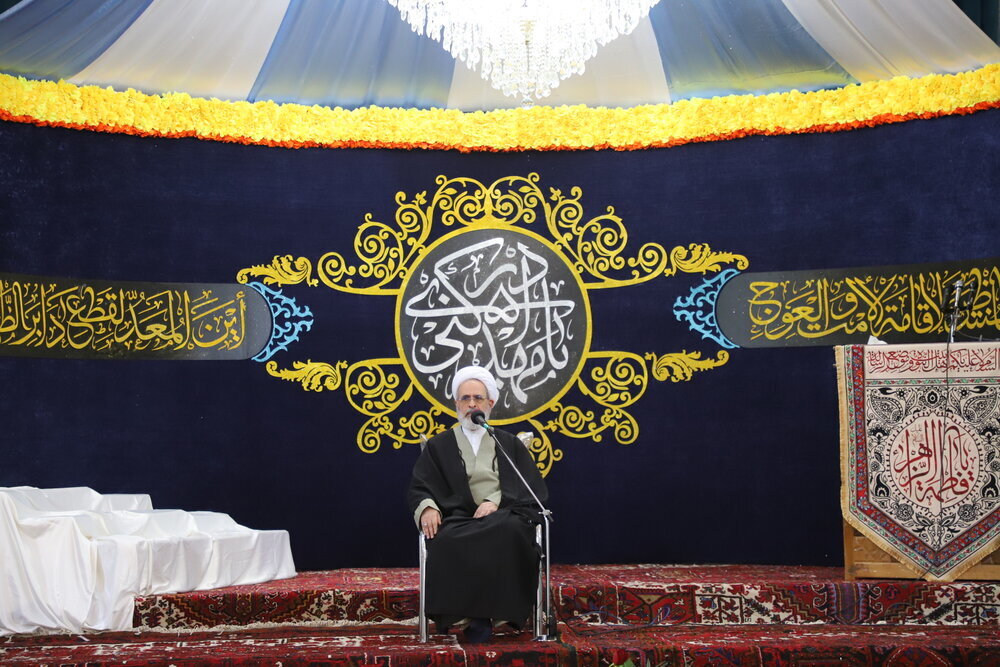 معرفت امام زمانہ (عج)، معاشرے کی معنوی ترقی کی بنیاد ہے: آیت‌الله اعرافی