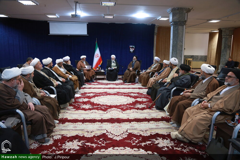 تعامل حوزههای علمیه قم و نجف تقویت میشود