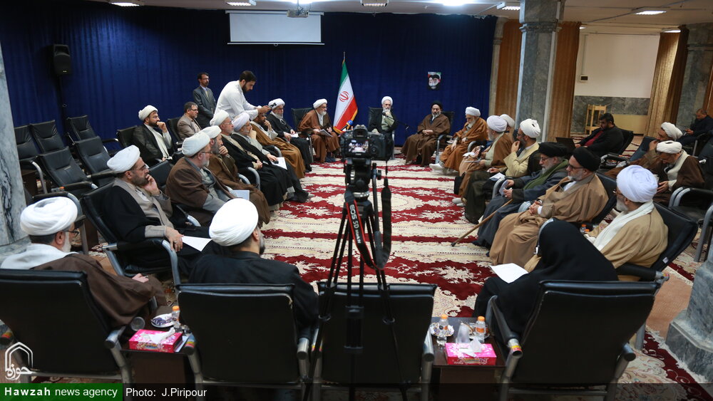 تعامل حوزههای علمیه قم و نجف تقویت میشود