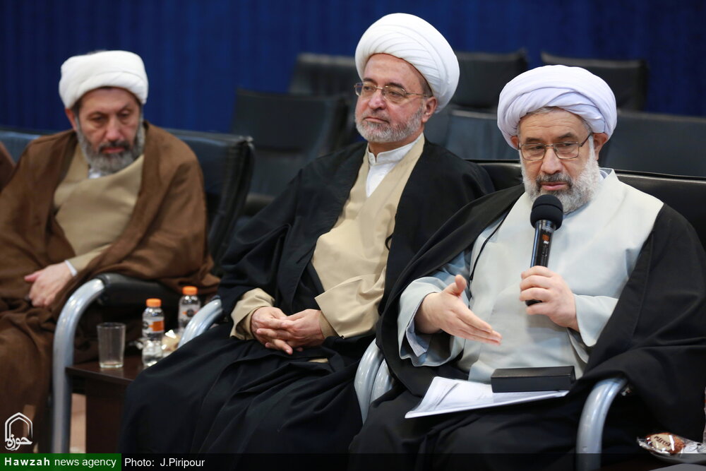 تعامل حوزههای علمیه قم و نجف تقویت میشود