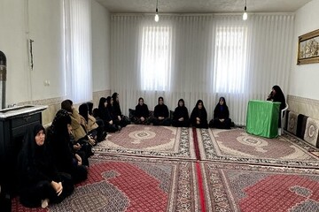 جشن میلاد امام زمان(عج) فرصتی مناسب برای تجدید پیمان با آن حضرت است