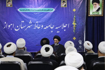 خطیب به قدسیت کار خود ایمان داشته باشد