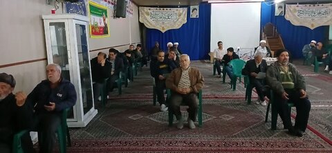 تصاویر/مراسم مناجات شعبانیه در مدرسه امیرالمؤمنین (ع) آران وبیدگل
