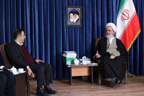 تصاویر/ دیدار رئیس سازمان آموزش فنی و حرفه‌ای کشور با آیت الله اعرافی