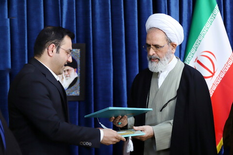 تصاویر/ دیدار رئیس سازمان آموزش فنی و حرفه‌ای کشور با آیت الله اعرافی