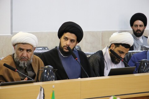 تصاویر| نشست صمیمی مبلغان با جانشین مدیر حوزه علمیه اصفهان