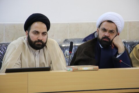 تصاویر| نشست صمیمی مبلغان با جانشین مدیر حوزه علمیه اصفهان
