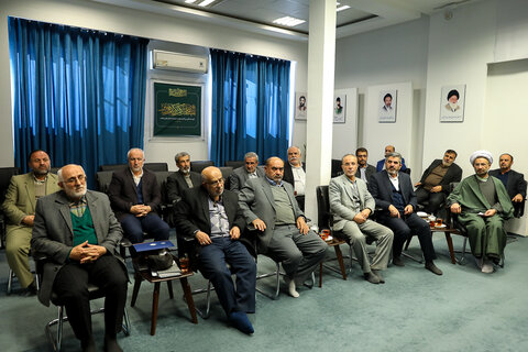 تصاویر / دیدار رئیس ستاد عتبات عالیات استان قزوین با نماینده ولی فقیه در استان قزوین