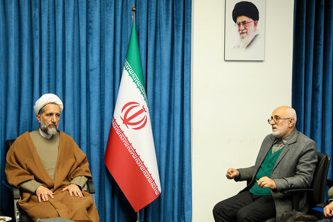 تصاویر / دیدار رئیس ستاد عتبات عالیات استان قزوین با نماینده ولی فقیه در استان قزوین