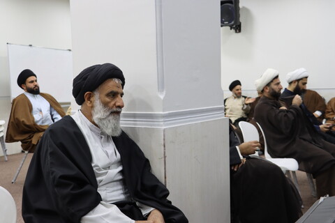 اجلاسیه جامعه وعاظ اهواز باحضور نماینده ولی فقیه در استان اردبیل