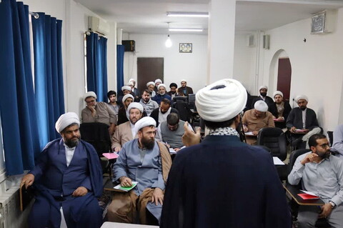 تصاویر/ کارگاه آموزشی و مهارتی پیشگیری و درمان آسیبهای اجتماعی برای فعالین حوزوی در مراکز استانها