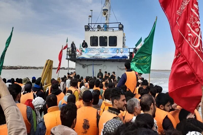 طلاب بسیجی کرمانشاه از مناطق عملیاتی جنوب بازدید کردند