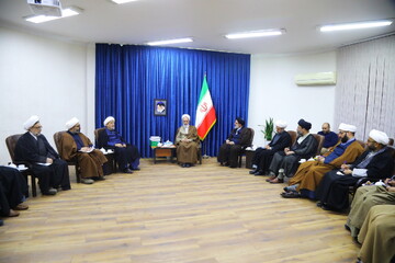 حوزه علمیه قم، تئوری و اندیشه نهضت، انقلاب و نظام اسلامی را تولید کرد