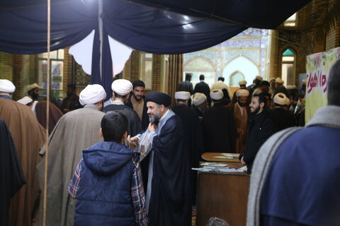 اولین گردهمایی سالانه دانش آموختگان اداور مدرسه علمیه امام خمینی(ره) اهواز