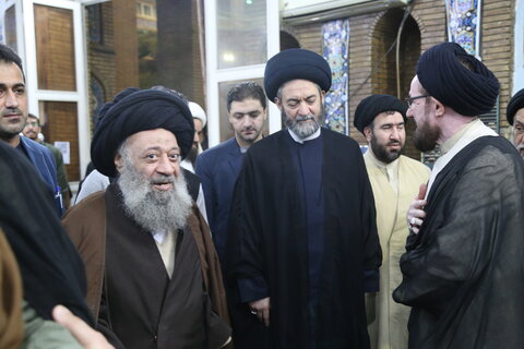اولین گردهمایی سالانه دانش آموختگان اداور مدرسه علمیه امام خمینی(ره) اهواز