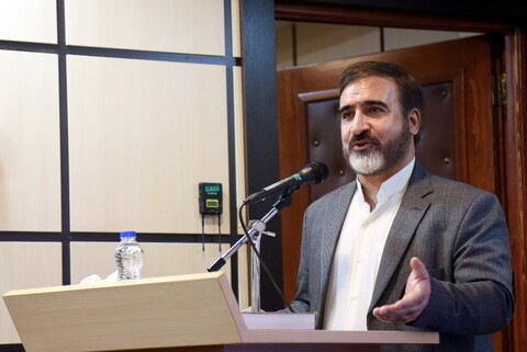 تصاویر/ افتتاحیه دوره آموزشی ابزارهای تخصصی هوش مصنوعی در دانشکده دین و رسانه دانشگاه صدا و سیما