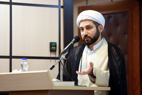 تصاویر/ افتتاحیه دوره آموزشی ابزارهای تخصصی هوش مصنوعی در دانشکده دین و رسانه دانشگاه صدا و سیما