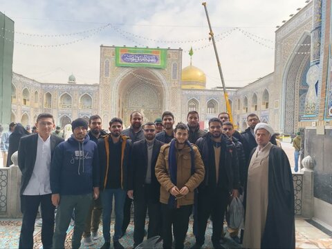 تصاویر/ اردوی طلاب مدرسه علمیه آیت‌الله یثربی(ره) به مشهد مقدس