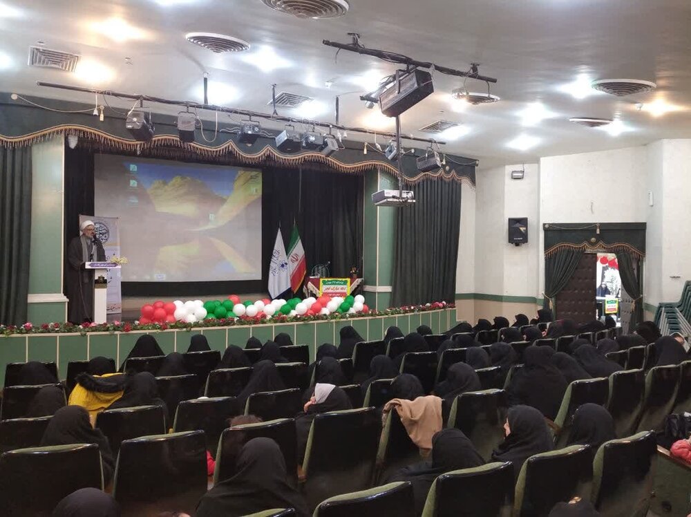 برگزاری همایش شورای هییات مذهبی و بانوان مداح کاشان