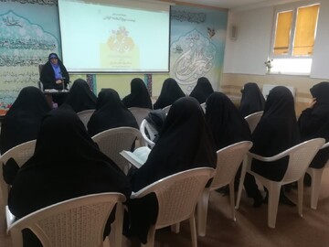 انسانی که شخصیت خود را گرامی بدارد، از گناه و شهوت دور خواهد بود