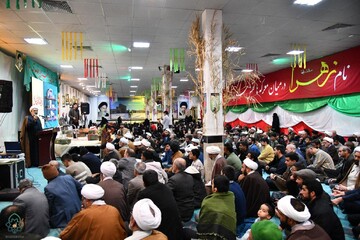 دفاع مقدس، فرهنگ اسلام مجسم و درس مقاومت و ایثار است/ روحانیون؛ پرچمداران و پیشتازان صحنه درخشان مقاومت