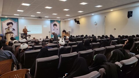 تصاویر|برگزاری کارگاه آموزشی توسط معاونت تبلیغ حوزه علمیه اصفهان