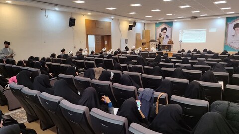 تصاویر|برگزاری کارگاه آموزشی توسط معاونت تبلیغ حوزه علمیه اصفهان