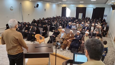 تصاویر|برگزاری کارگاه آموزشی توسط معاونت تبلیغ حوزه علمیه اصفهان