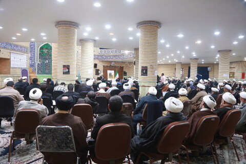 تصاویر/ رونمایی از موسوعه های اعتکاف و تمسک العتره الطاهره بالقرآن الکریم