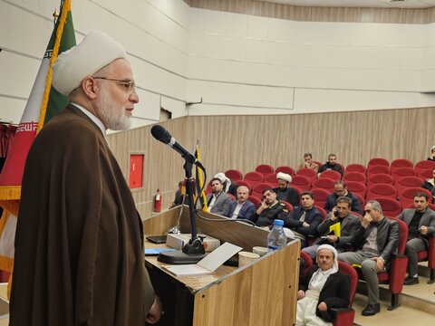 تصاویر/شوراى زكات شهرستان ديواندره با حضور نماینده ولی فقیه در استان کردستان برگزار شد