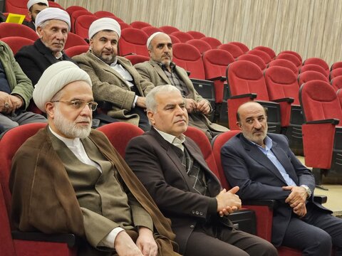 تصاویر/شوراى زكات شهرستان ديواندره با حضور نماینده ولی فقیه در استان کردستان برگزار شد