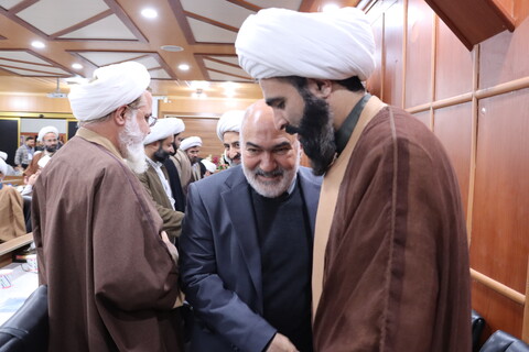 اجلاسیه "عهد حضور "۲ با حضور ائمه جمعه خوزستان، ایلام، چهارمحال و بختیاری، لرستان و قم به میزبانی اهواز