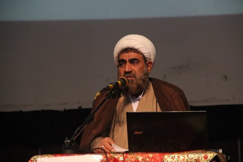 تصاویر / همایش ملی آموزش الهیات با حضور مدیر حوزه علمیه استان قزوین