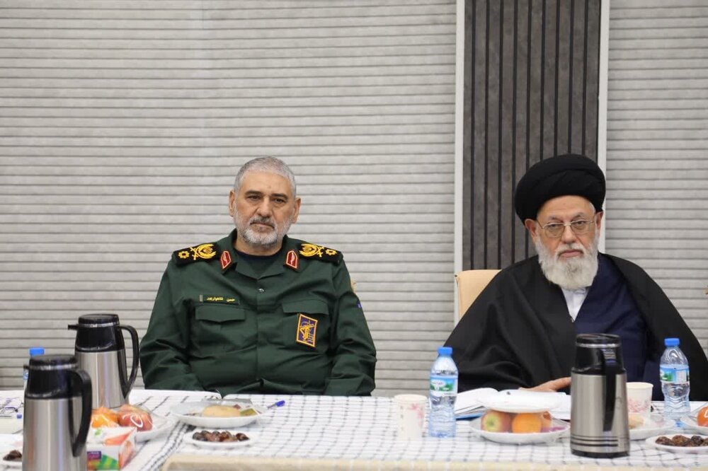 اجلاسیه مجمع اساتید و فرماندهان شبکه تربیتی صالحین بسیج کشور