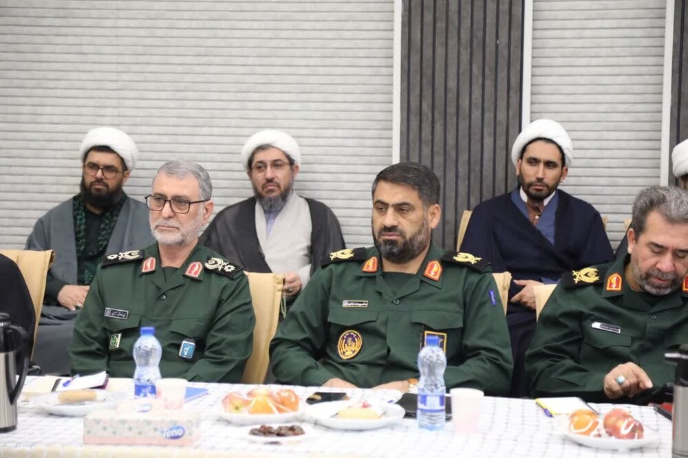 اجلاسیه مجمع اساتید و فرماندهان شبکه تربیتی صالحین بسیج کشور