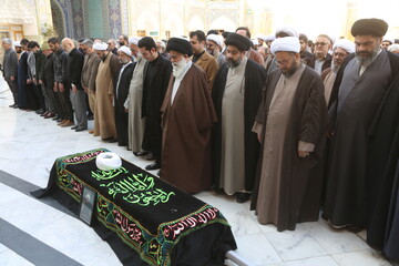 تصاویر/ مراسم تشییع مرحوم حجت الاسلام والمسلمین  محمود حسین زاده در قم