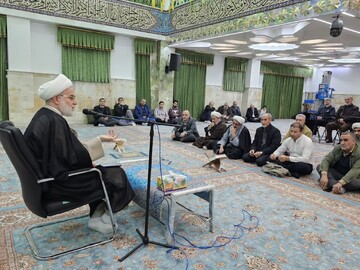 تصاویر/ جلسه اخلاق حجت الاسلام و المسلمین پورذهبی در مسجد مهدیه شهرستان سنندج