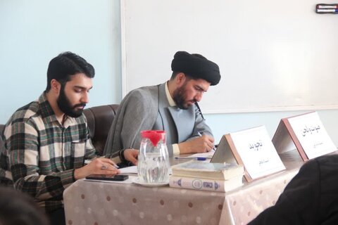 تصاویر /مسابقات قرائت قرآن - تفسیر - ترجمه واذان با حضور طلاب مدارس علمیه استان قزوین برگزار شد