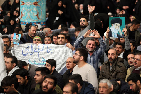 Photos/ Des milliers de personnes de la province de l'Azerbaïdjan oriental rencontrent le leader de la révolution