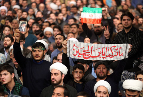 Photos/ Des milliers de personnes de la province de l'Azerbaïdjan oriental rencontrent le leader de la révolution