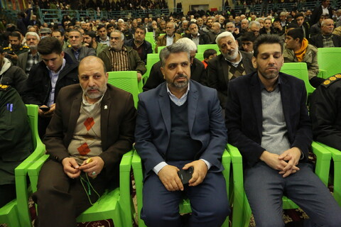 تصاویر / مراسم گرامیداشت روز حماسه و ایثار شهر شاهد نمونه کشور دُرچه اصفهان