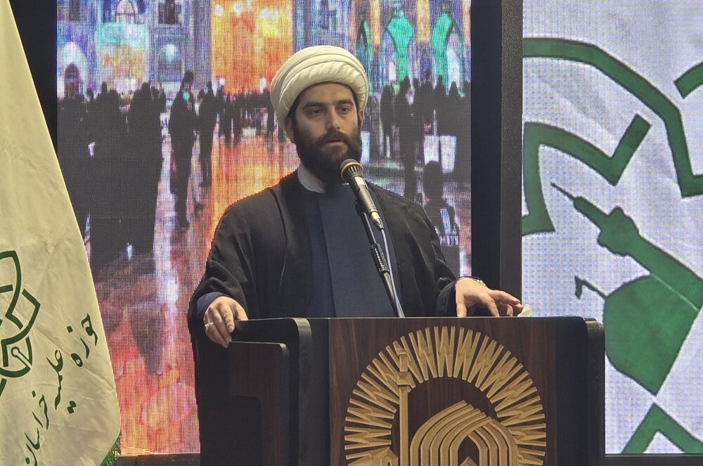 جشنواره سلمان؛ گامی مؤثر برای جریان‌سازی فرهنگی و مقابله با هجمه‌های فضای سایبری