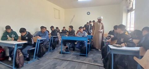 تصاویر/ جشن تکلیف دانش‌آموزان مدرسه آیت‌الله طالقانی سفیدشهر آران و بیدگل