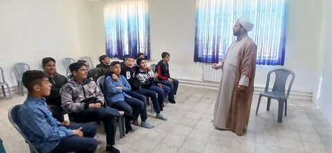 تصاویر/ جشن تکلیف دانش‌آموزان مدرسه آیت‌الله طالقانی سفیدشهر آران و بیدگل